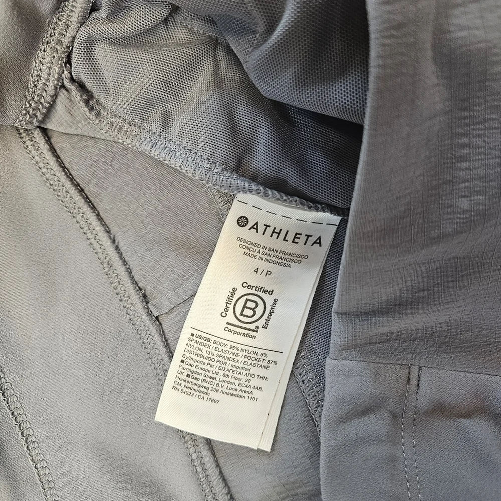 Athleta Headlands Hybrid Cargo Trek Pants Womens 4/P Blue Gray Hiking